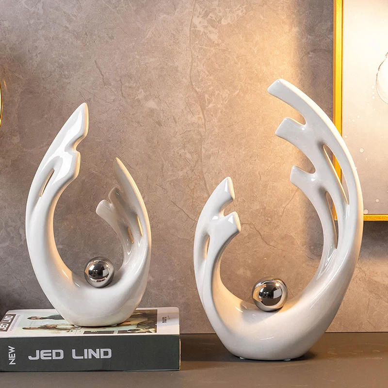 シンプルな白い陶器製の彫刻が施された中空装飾工芸品、オフィス - Home Office Architecture のレビューと価格