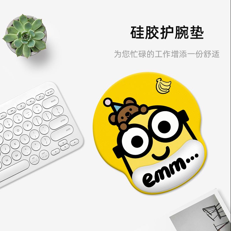 ミニオンズ漫画かわいいリストバンド付きマウスパッド カワイイ - Home Office Living Room のレビューと価格